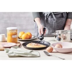 De Buyer Poêle à Crêpe 30 Cm Choc Intense Amovible -Cuisine À Domicile 111121 3 1 Poele a crepe 30 cm Choc Intense amovible De Buyer