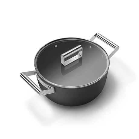 Smeg Faitout Bas Aluminium Antiadhésif 24 Cm Noir Mat Avec Couvercle En Verre Trempé 3 Smeg Faitout Bas Aluminium Antiadhésif 24 Cm Noir Mat Avec Couvercle En Verre Trempé – Image 3