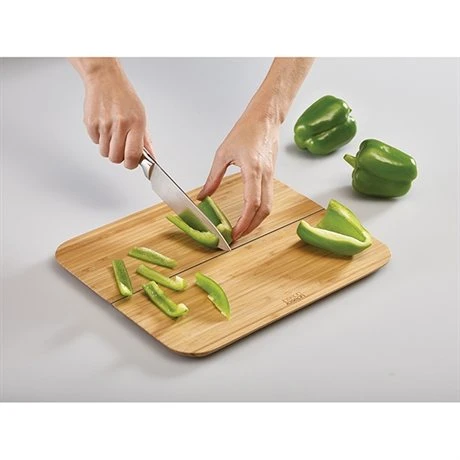 Joseph Joseph Planche à Découper Pliable En Bambou 26 Cm 3 Joseph Joseph Planche à Découper Pliable En Bambou 26 Cm – Image 3