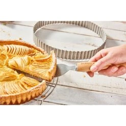 De Buyer Cercle à Tarte Perforé Cannelé Acier Inoxydable 28 Cm -Cuisine À Domicile 573029 2 2 Cercle a tarte perfore cannele acier inoxydable 28 cm De Buyer