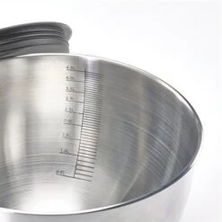 Set De 2 Bols Pâtissiers Inox Avec Couvercle Et Base En Silicone 20 Et 24 Cm -Cuisine À Domicile 573132 2 3 Set de 2 bols patissiers inox avec couvercle et base en silicone 20 et 24 cm Mathon