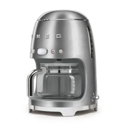 Smeg Machine à Café Filtre Chrome 1050 W DCF02SSEU -Cuisine À Domicile 700034 1 1 Machine a cafe Filtre chrome 1050 W DCF02SSEU Smeg