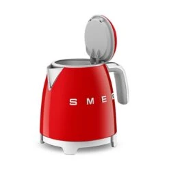 Smeg Mini Bouilloire 0,8 L 1400 W KLF05RDEU Rouge 7 Smeg Mini Bouilloire 0,8 L 1400 W KLF05RDEU Rouge -Cuisine À Domicile 702029 2 2 Mini bouilloire 0 8 L 1400 W KLF05RDEU rouge Smeg