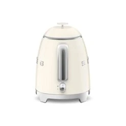 Smeg Mini Bouilloire 0,8 L 1400 W KLF05CREU Crème 5 Smeg Mini Bouilloire 0,8 L 1400 W KLF05CREU Crème -Cuisine À Domicile 702032 2 1 Mini bouilloire 0 8 L 1400 W KLF05CREU creme Smeg