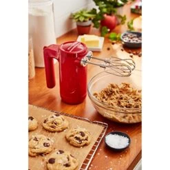 KitchenAid Batteur à Main électrique Sans Fil 7 Vitesses Rouge Empire 5KHMB732EER 8 KitchenAid Batteur à Main électrique Sans Fil 7 Vitesses Rouge Empire 5KHMB732EER -Cuisine À Domicile 760356 3 2 Batteur a main electrique sans fil 7 vitesses rouge empire 5KHMB732EER Kitchenaid