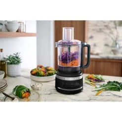 KitchenAid Robot Multifonctions 2,1 L 250 W Noir Onyx 5KFP0921EOB 6 KitchenAid Robot Multifonctions 2,1 L 250 W Noir Onyx 5KFP0921EOB -Cuisine À Domicile 761102 2 1 Robot multifonctions 2 1 L 250 W noir onyx 5KFP0921EOB Kitchenaid